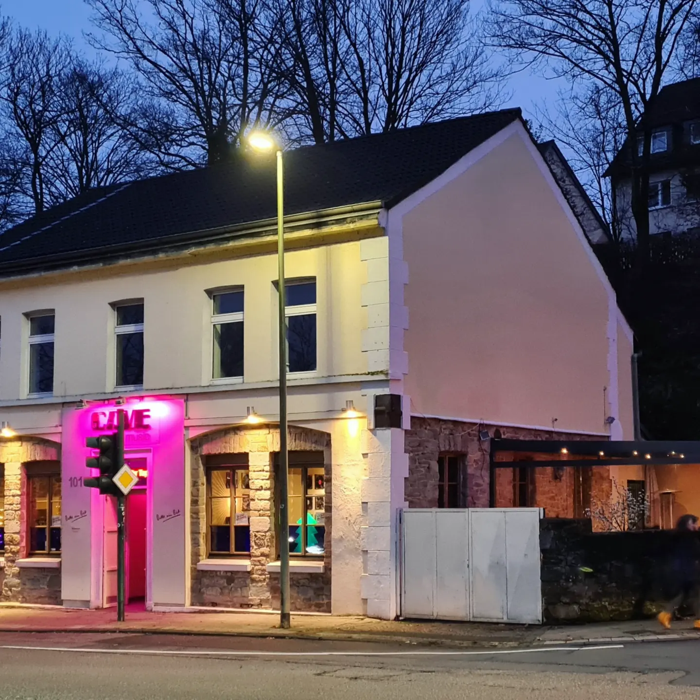 la Cave home of music mieten