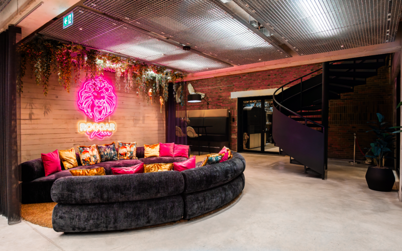 Roooar Room